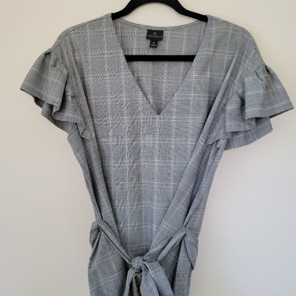 Gray Plaid V-Neck Ruffle Sleeve Top